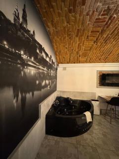 UNDERGROUND Jacuzzi Rooms - Krakau - 5