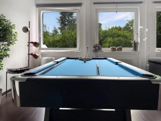 Group Oasis in Munich Cinema, Pool Table, 17 Beds - Monaco di Baviera - 6