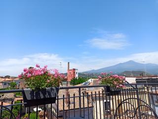 Lo Sguardo Dell'Etna - Etna View - Aci Bonaccorsi - 9