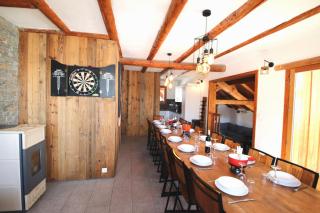 Slope-Side Chalet w/Jacuzzi, Home Cinema, for 16 Guests - 3