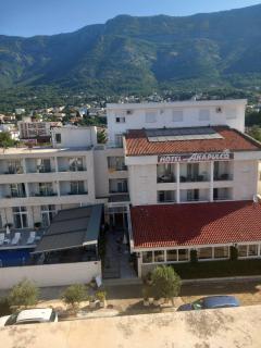 NINN Apartmani - Sutomore - 8