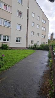 Spacious 2 Bedrooms Apartment - Glasgow - 9