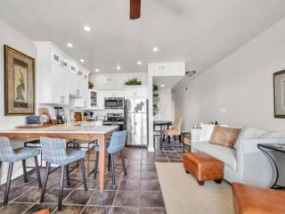 Gulf Place Cabanas 207 private beach access - 1