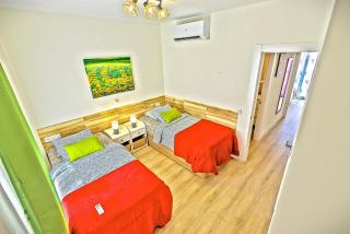 Jacuzzi & Pool House w Rooftop Terrace, Garden BBQ - El Puerto de Santa María - 4