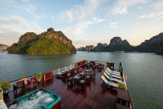 Lily Cruise - Ha Long - 5