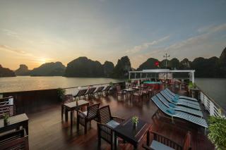 Lily Cruise - Ha Long - 4
