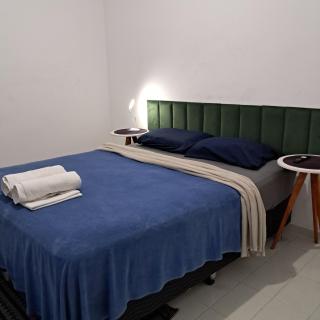 Quarto Mobiliado em lindo ap compartilhado - 9