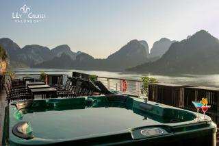 Lily Cruise - Ha Long - 8