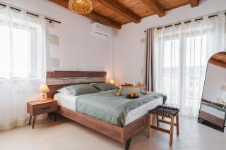 Lithus Retreat with Jacuzzi and 360 Views - Georgioupolis - 2