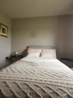 Roscommon House Small Double Room, Self Catering - Roscommon - 0