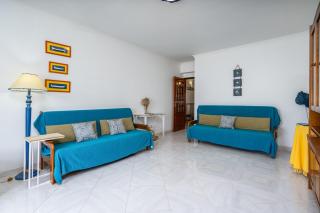 HostWise - Classic & Spacious Flat w/ Balcony - Monte Gordo - 7