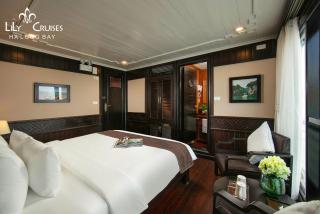 Lily Cruise - Ha Long - 2