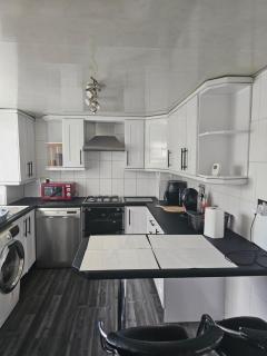 Salus Bed - Liverpool - 4