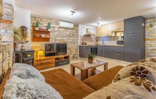 Holiday Home Peruski Peruski - 2