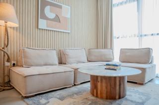 Luxury 1BR Apartment in heart of Sharjah - 10 mins to Sharjah Airport - - 4