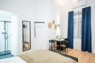 Very Central Cozy & Modern Studio - 8