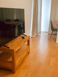 DoreyHome HN1 - Stilvolles Apartment zentral in Heilbronn - 7 Personen - WLAN - 1