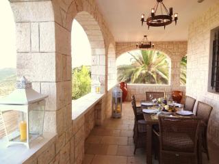 Luxury 3 Bed Villa Heated Pool Sea Views Aircon, Fast Wifi - 4