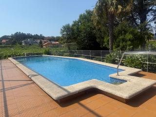 Casa con piscina y barbacoa · Casa O vincular by Easy Life Rent - - 8