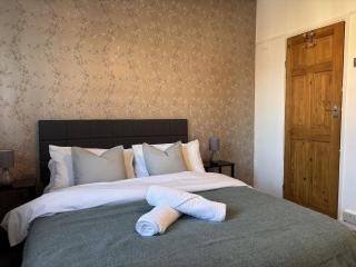 Cosy 2-Bedroom Home with Large Private Garden - Bromley - 5
