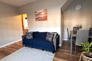 Cosy 2-Bedroom Home with Large Private Garden - Bromley - 3