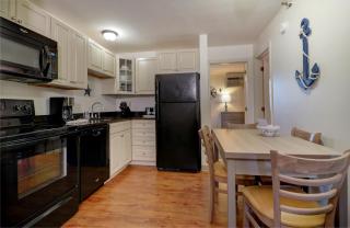 Misty Harbor Resort - Wells - 8