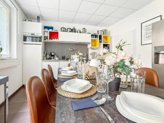 Private Munich Escape Cinema Lounge Sleeps 17 - Monaco di Baviera - 1