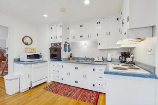 Vineyard Charm - Edgartown - 3