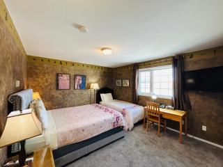 Midnight Sun Inn - Whitehorse - 4