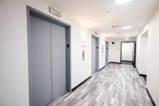 Modern 1BR Apartment with Gym Access & Free Parking 10mins to Disneyland - 4
