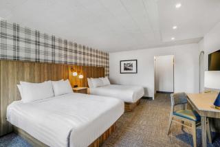 Travelodge by Wyndham Niagara Falls At the Falls - Niagara Falls - 3