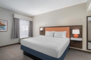 Hampton Inn Altoona - Altoona - 8