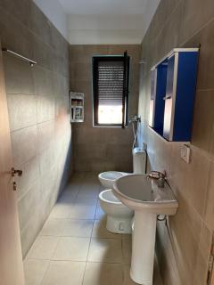 Nene Tereza Airport Apartment - Valias - 3