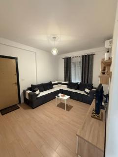 Nene Tereza Airport Apartment - Valias - 7