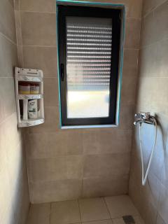 Nene Tereza Airport Apartment - Valias - 2