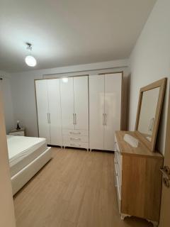 Nene Tereza Airport Apartment - Valias - 5