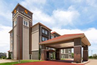 La Quinta by Wyndham Brownwood - 9