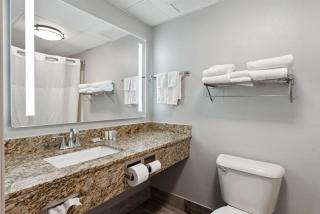 AmericInn by Wyndham Wisconsin Dells - Wisconsin Dells - 1