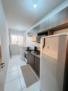 2 Quartos com AC em Condomínio,Ótima localização,Cozinha,Enxoval,Estacionamento Gratuito - Três Lagoas - 9