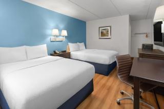 Travelodge by Wyndham Madison Heights MI - Madison Heights - 4