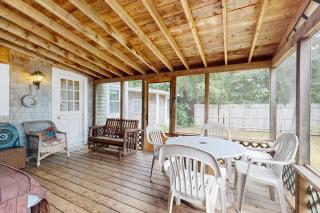 Gingerbread Dream - Oak Bluffs - 8