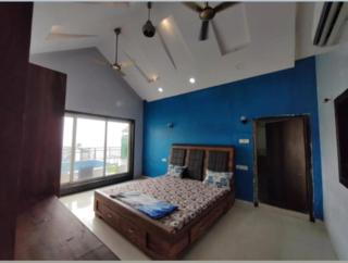 Luxury villa - Mumbai - 3