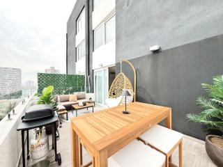 Apartamento Ñuñoa con Amplia Terraza, Aire acondicionado, Estacionamiento - Santiago - 0