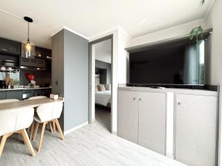 Apartamento Ñuñoa con Amplia Terraza, Aire acondicionado, Estacionamiento - Santiago - 2