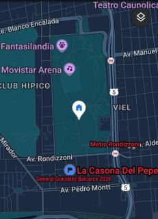 A pasos del Movistar Arena - Santiago - 9