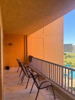 Family Apt, Pool and 2BR with 4 Beds - El-Alamein - 9