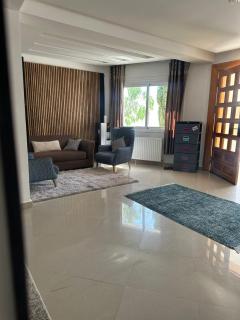 Luxury Villa with Pool & Jacuzzi 2 Min to Beach - Tangeri - 1