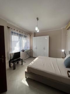 3 Bedrooms Penthouse Golem - 1