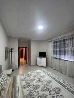 3 Bedrooms Penthouse Golem - Golem - 4