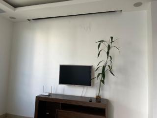Elegante casa en Guayaquil con seguridad privada - San Guillermo - 0